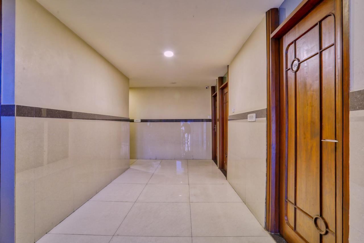 Hotel Galaxy Indaur Kültér fotó