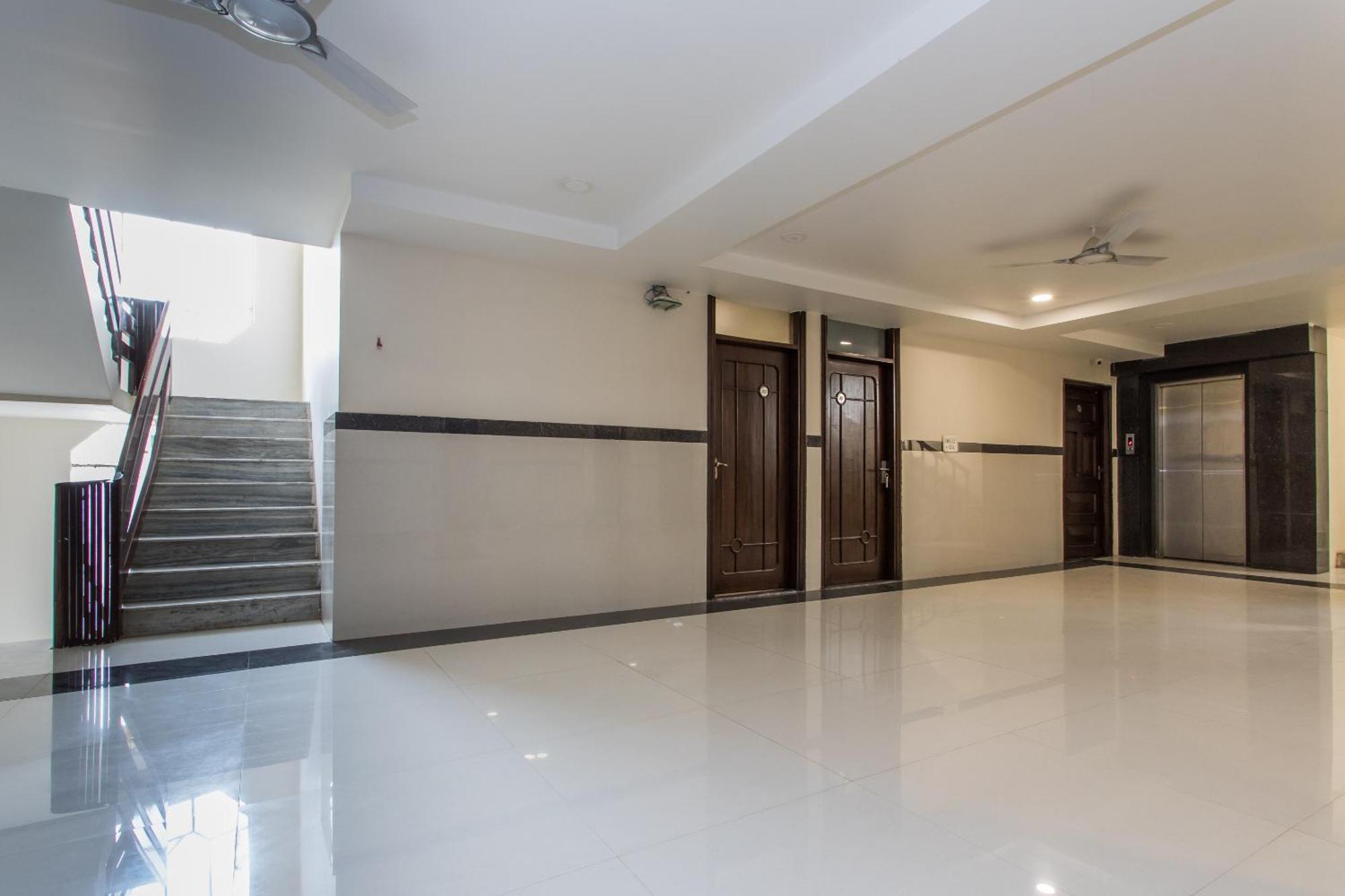 Hotel Galaxy Indaur Kültér fotó